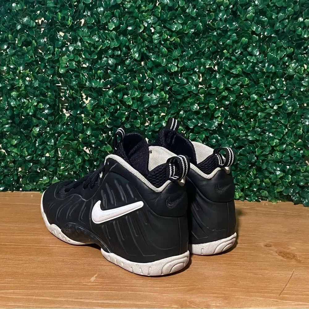 Nike Little‎ Posite Pro GS Dr. Doom Black/White
